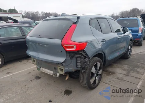 2020 Volvo Xc40 Momentum from USA, damaged, VIN YV4162UK3L2259937